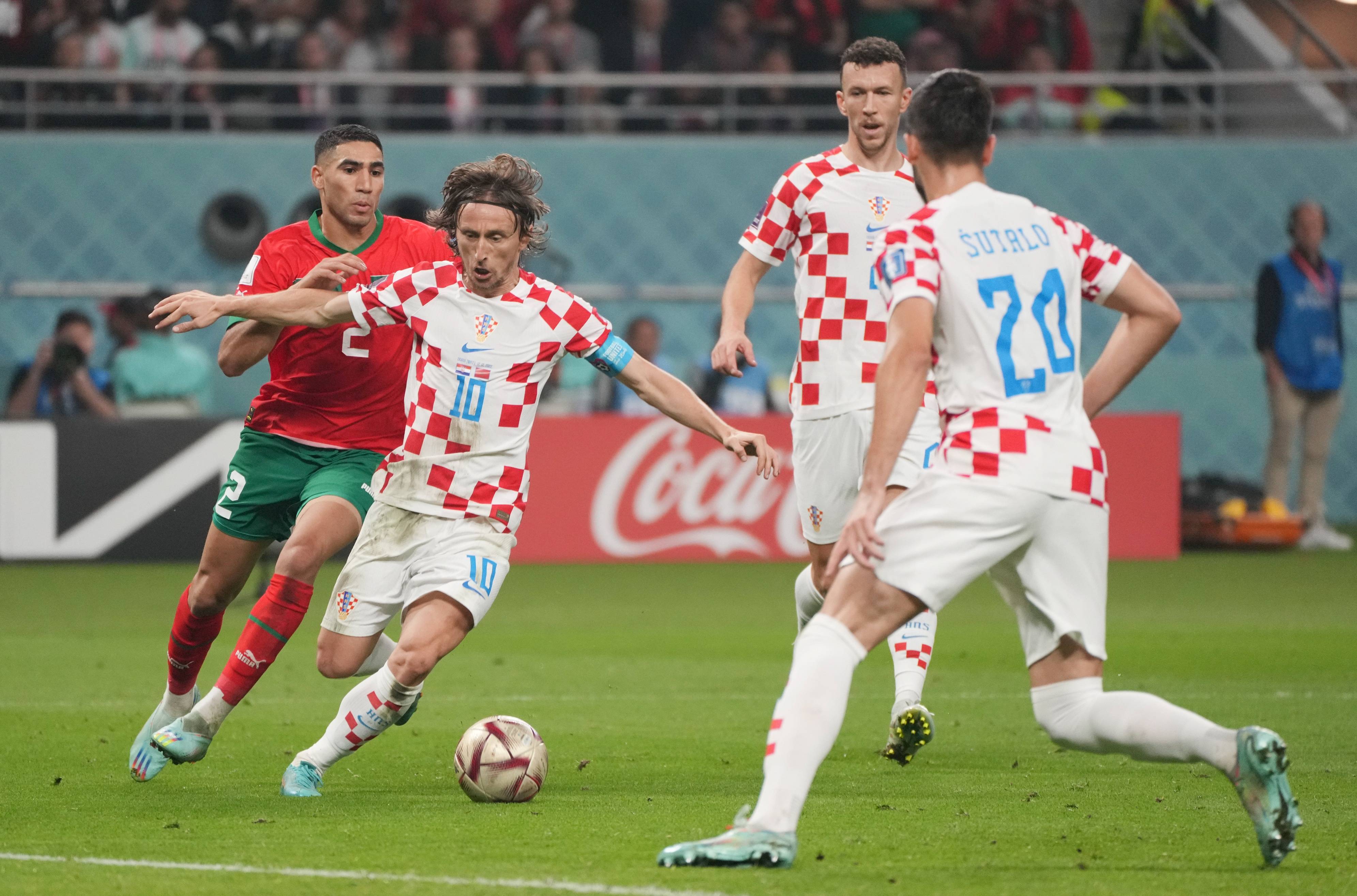 关于赛地聚焦：欧冠赛后热度飙升，洛杉矶湖人伤情更新，赛场秩序良好，年轻球员得到机会的信息