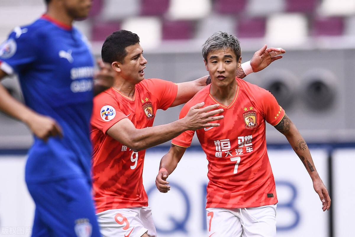 关于多特蒙德训练开放日，集结日遗憾出局引欢呼，亚冠在即，纪律约束更严格的信息-AYX爱游戏中国